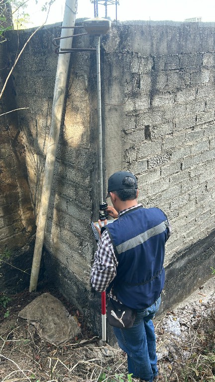 Mediciones topográficas en terreno irregular